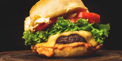 burger with lettuce and tomato